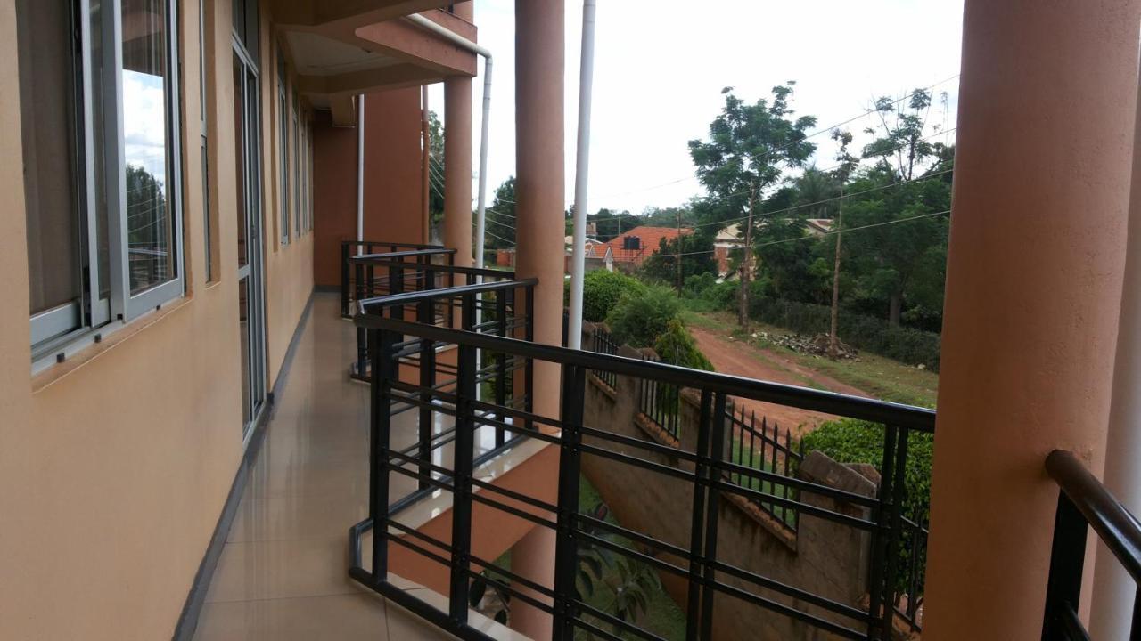 Westcliff Hotel Lira Exterior foto